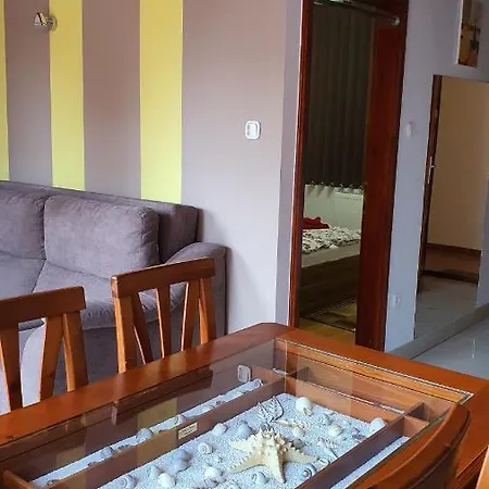 Lia Apartman