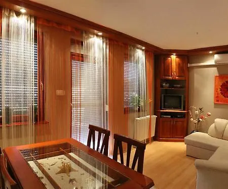 Lia Apartman Apartament *